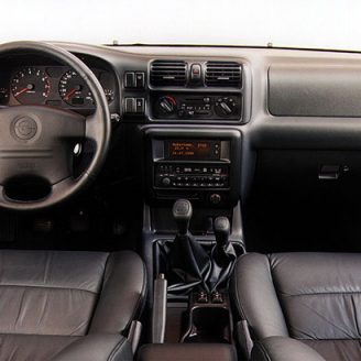 Opel Frontera Vromos